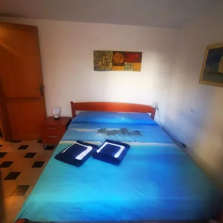 From Giulia Cozy House 200 Meters From The Sea *